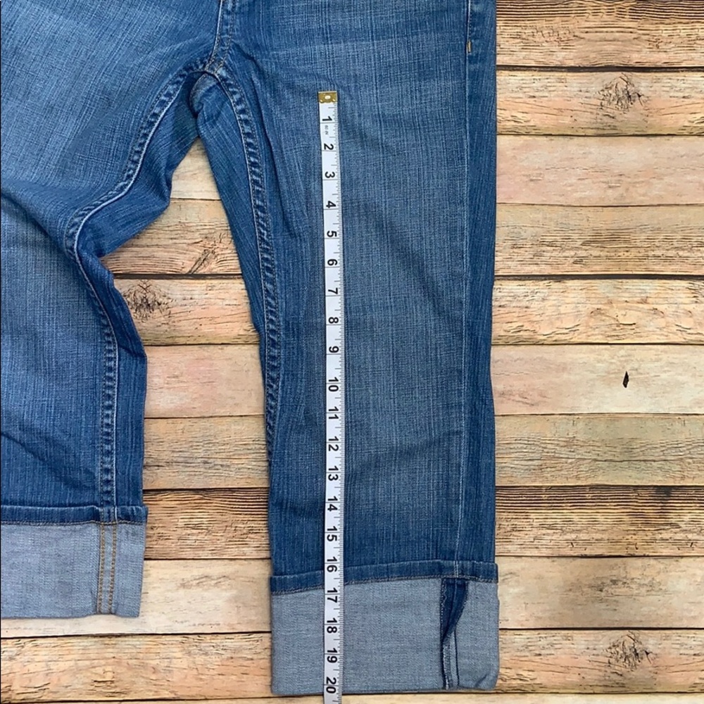 Banana Republic Denim Capris - Picture 5 of 6